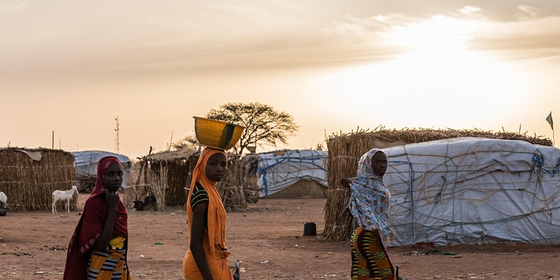 REAL_Award's tweet photo. Remember to sign up for our upcoming discussion series on resilience in protracted crises and hope you will join us for one, two, or all three of these events! To learn more and register read our latest newsletter:https://t.co/AyhrrIKjLv
@ResilienceLinks
  
@mercycorps https://t.co/Sa4s0Bvubs