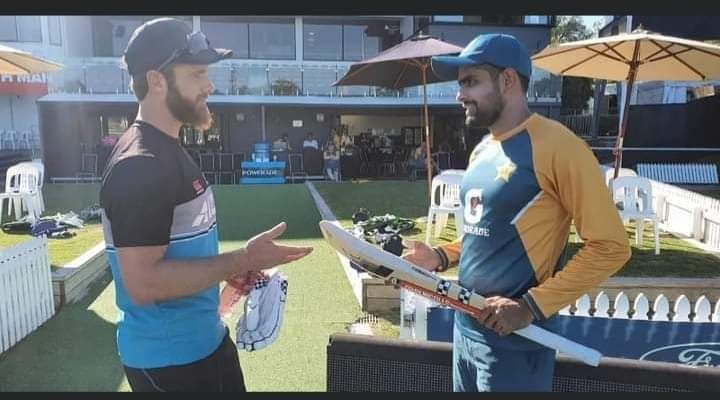 CheeseB39837607's tweet photo. Williamson to Babar:
Thank you Boss
Aap ny he sikhaya tha badly pury krna😌 https://t.co/24CcnNVZeY