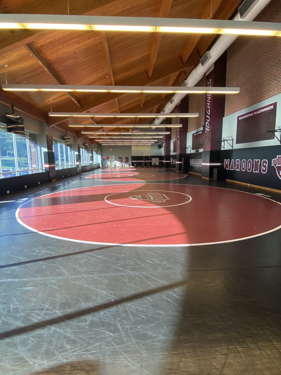 YetzNokeWr's tweet photo. Practice facility pretty nice too! https://t.co/fA0Pn5UxoJ