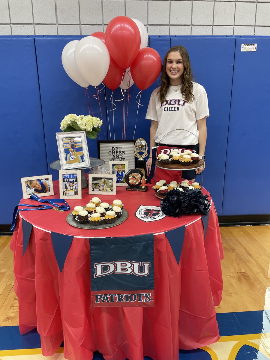 BNick33's tweet photo. Congratulations to Emma Melvin and Kate Van Vessem who both signed letters of commitment today! #RaidersRise @SunnyvaleCheer @SvaleSoftball https://t.co/W9zKgH4vwt