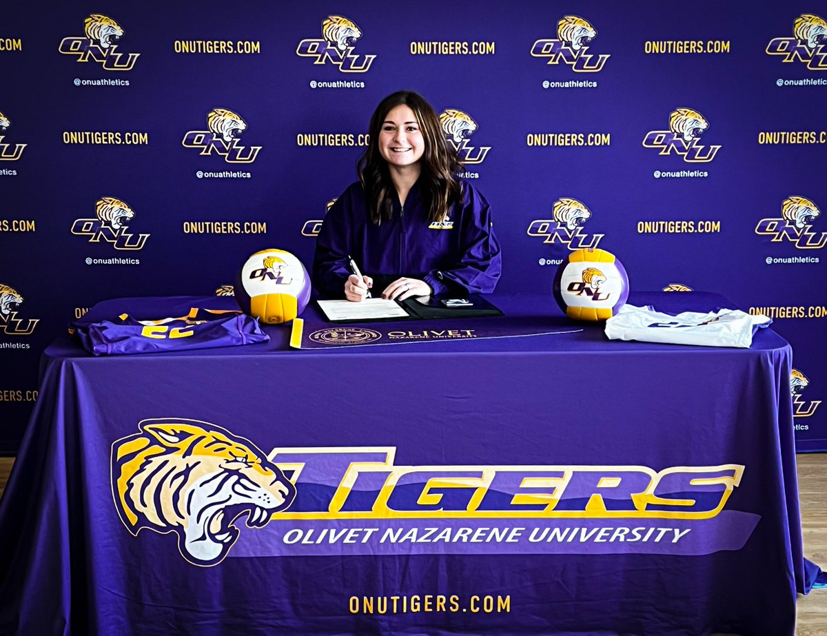 kateworthy360's tweet photo. Officially apart of the 3%💛💜 @AccelerationPro @CoachNiklos @jrniklos @CaptKWorthy @jworthy1 https://t.co/nRLX8J44sE