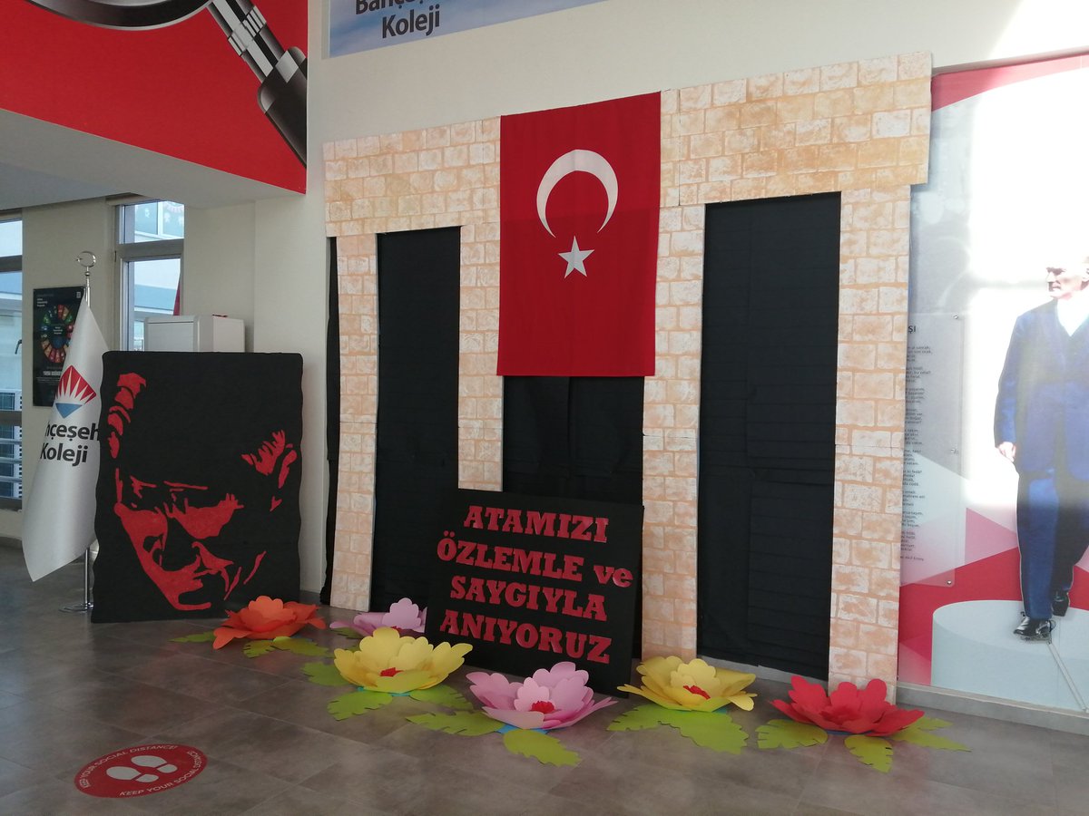 AyseMerveKART's tweet photo. "Büyük Atatürk! Seni seven ve anlayan bir gençlik her zaman var olacaktır."
#YolunYolumuzdurAtam #Sensiz83yıl #10Kasım @konyabk12 @ilkay_tandogan @esra_demir0916 @orjinal_i https://t.co/zehE4aSBAP