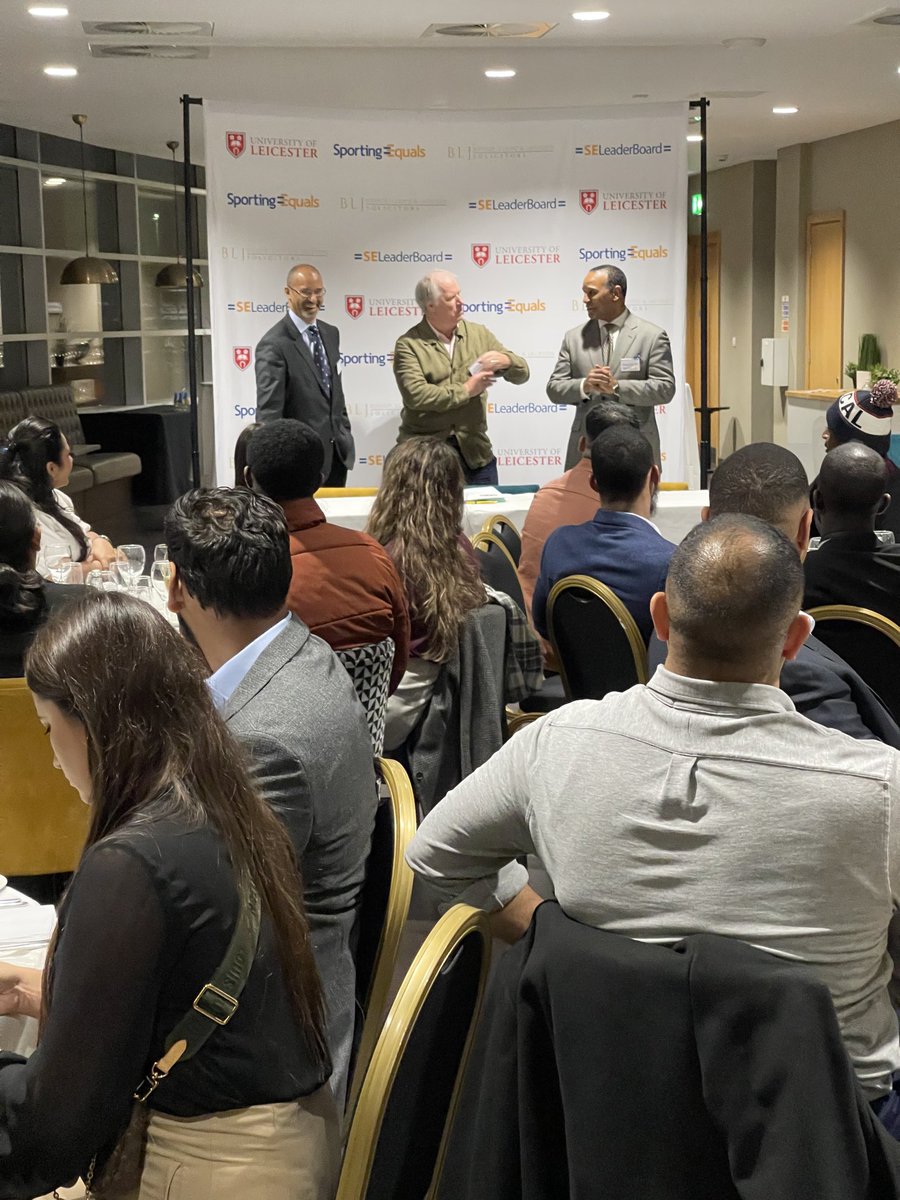 What a moment ⁦<a href="/SportingEquals/">Sporting Equals</a>⁩ #LeaderBoard Academy dinner to inspire the next generation of ethnically diverse leaders. The first black Chair ⁦<a href="/densign_white/">Densign White MBE</a>⁩ and the present Chair ⁦<a href="/tomilube/">Tom Ilube CBE</a>⁩ of a governing body ⁦<a href="/BritishJudo/">#WeAreGBJudo🇬🇧🥋</a>⁩ ⁦<a href="/EnglandRugby/">England Rugby</a>⁩ ⁦
