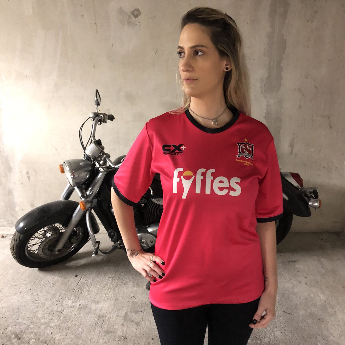 footballkitbox's tweet photo. Dundalk FC away shirt ‘14 

By #cxsport 

#CmonTheTown 

#OctobÉire https://t.co/ajxvIWERW2