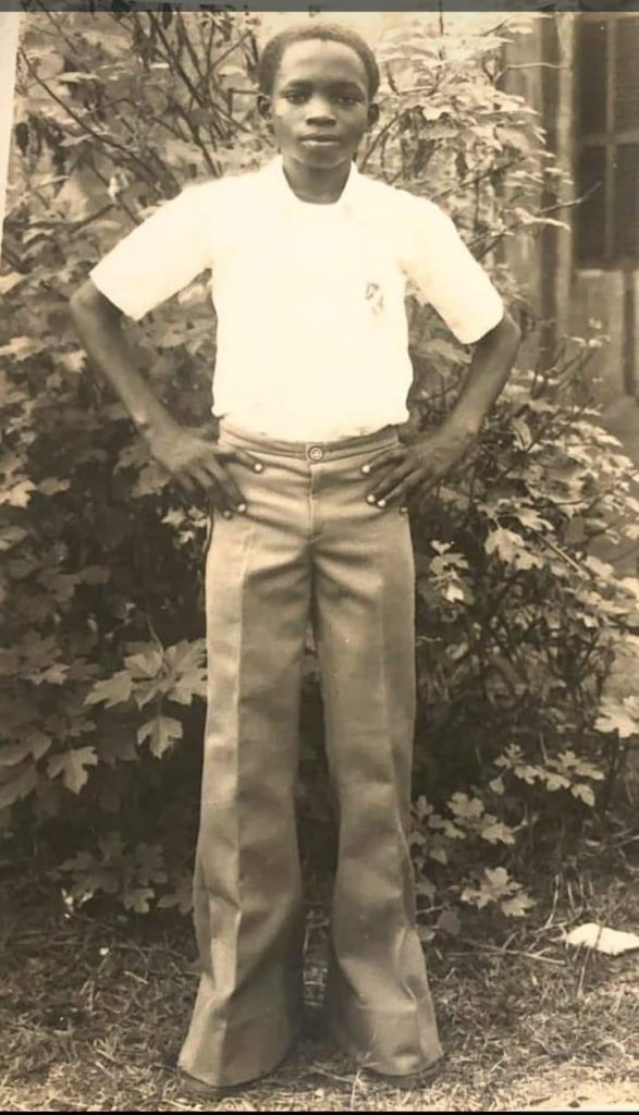 vanguardngrnews's tweet photo. GUESS WHO👇 https://t.co/K086415omS