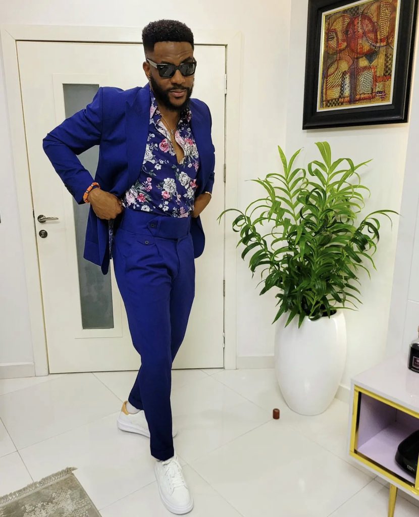 bontehawards's tweet photo. π¨ Meet your #BDMA hosts, The beautiful π Muriel Blanche and the ever amazing EBUKA π₯
What are your expectations come December 15thββ
βοΈ Call Now to Reserve your tickets π«
+237 650 211 482
#5thBDMA
#404chain
#ancstockinvestment https://t.co/2XrQin0set