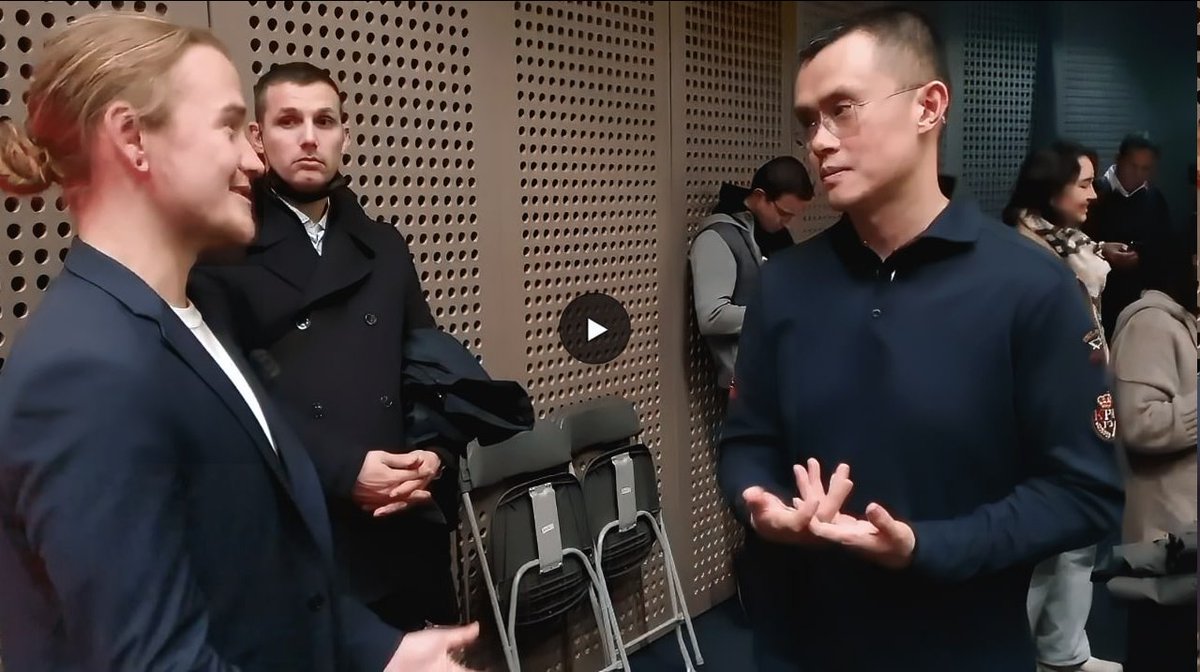 bubblemaps's tweet photo. That was such an honor to meet @CZ_binance at #StationF.

We had the chance to ask him about security within #BSC. His vision is inspiring, and we will keep building until the ecosystem reaches mass adoption.

Video coming soon 🤝 https://t.co/vulES9u6CI