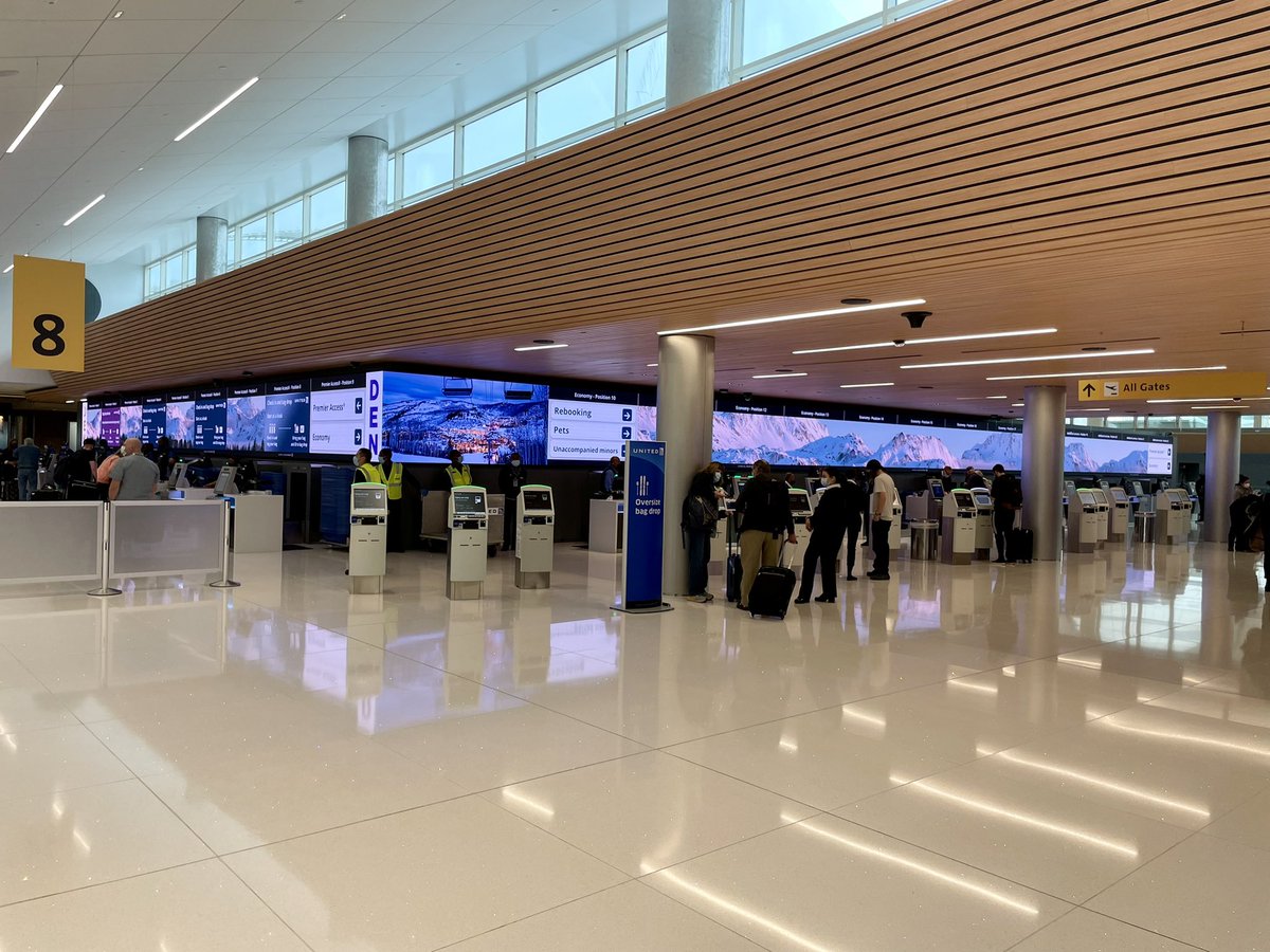 An exciting day for #TeamDEN. The official grand opening of our Great Hall Lobby of the Future. Customers and employees are going to love it!! 👏 Thanks to everyone who made this day possible! #beingunited @jonathangooda @MikeHannaUAL @Tobyatunited @weareunited @DENAirport