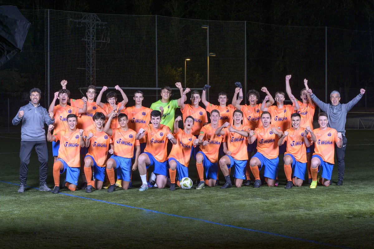 CDSanMarcial1's tweet photo. 🏆2021/2022🏆

📸 Juvenil B

#goazensanmarcial 

#gover 
@837comunicacion 

#irun #bidasoa #formacion #valores https://t.co/m1zbQRu9Mf