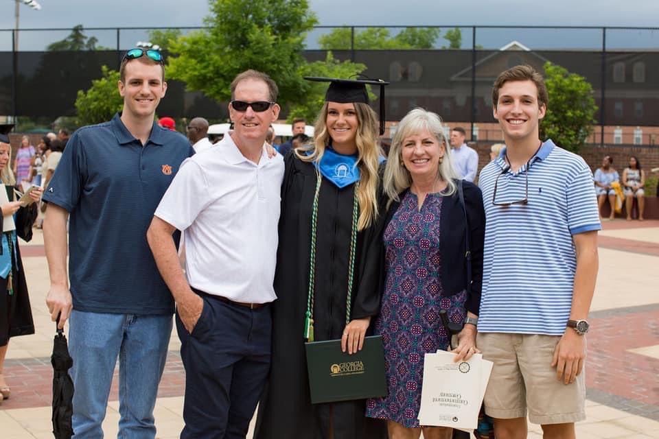 em_carr2's tweet photo. 6 months without you here and it only gets harder. Counting down the days til I see you again, dad. Love you more https://t.co/OmfMSE4O3b