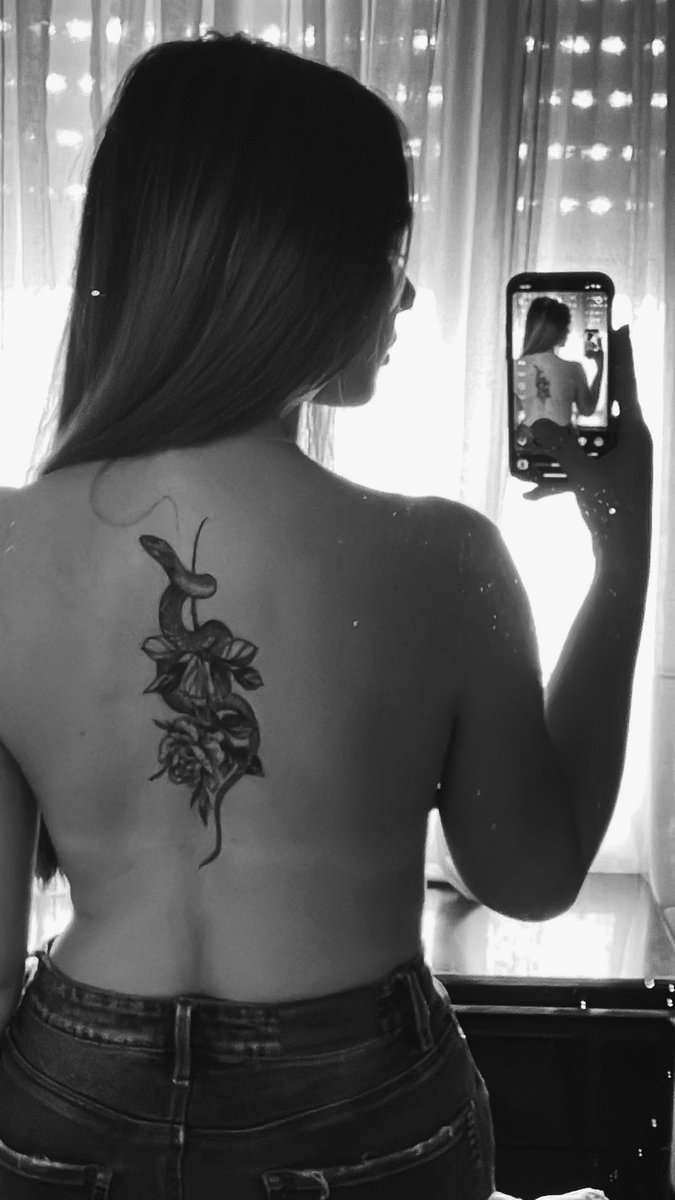 giselagg1801's tweet image. La subo aquí también porque me encanta 🥴