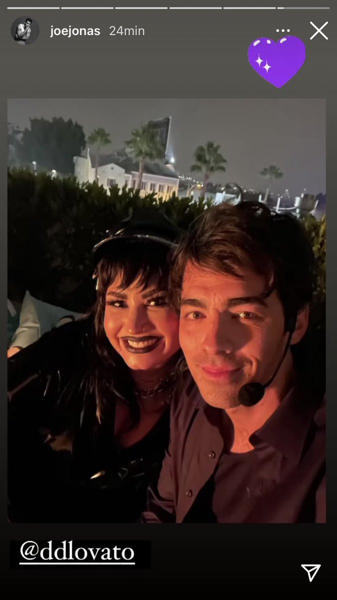 swaggydoolive's tweet photo. Joe Jonas and Demi Lovato reunited at a Halloween party last weekend! Posted on @joejonas Instagram story https://t.co/J4jOimsNzC