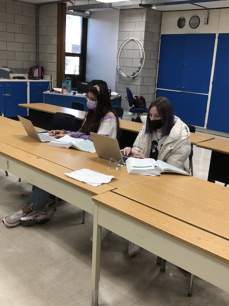 NausetComputerScience tweet media