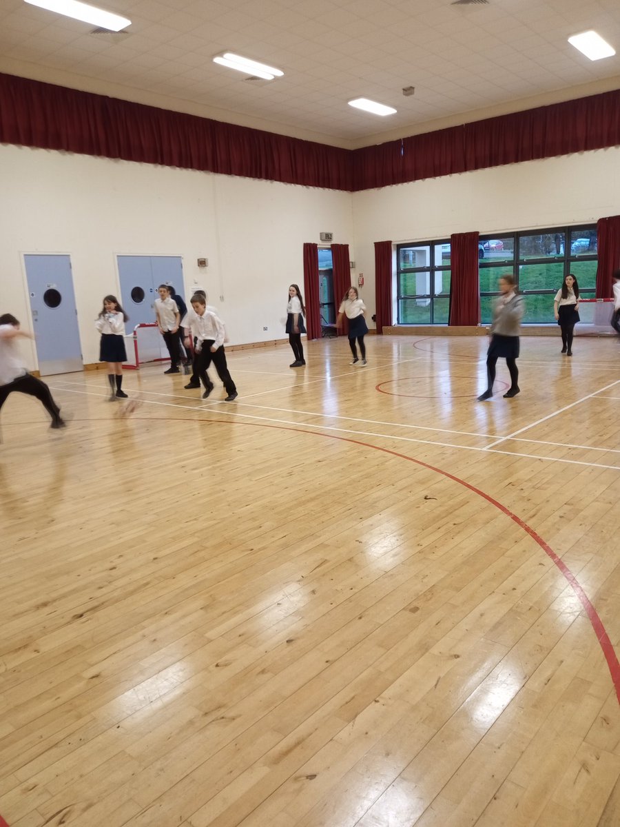 Careers@OIntegrated (@oic_careers) on Twitter photo Today some of our year 9's started their 6 week programme on Tackling Mental Health thanks to <a href="/MU_Foundation/">Manchester United Foundation</a> and <a href="/UlsterFlexEd/">Flexible Education</a> Active fun developing valuable life lessons and soft skills <a href="/OIntegrated/">Oakgrove IC #learnbelieveachievetogether</a> <a href="/KatrinaCrilly/">Katrina Crilly</a> #whyoakgrove Today some of our year 9's started their 6 week programme on Tackling Mental Health thanks to <a href="/MU_Foundation/">Manchester United Foundation</a> and <a href="/UlsterFlexEd/">Flexible Education</a> Active fun developing valuable life lessons and soft skills <a href="/OIntegrated/">Oakgrove IC #learnbelieveachievetogether</a> <a href="/KatrinaCrilly/">Katrina Crilly</a> #whyoakgrove