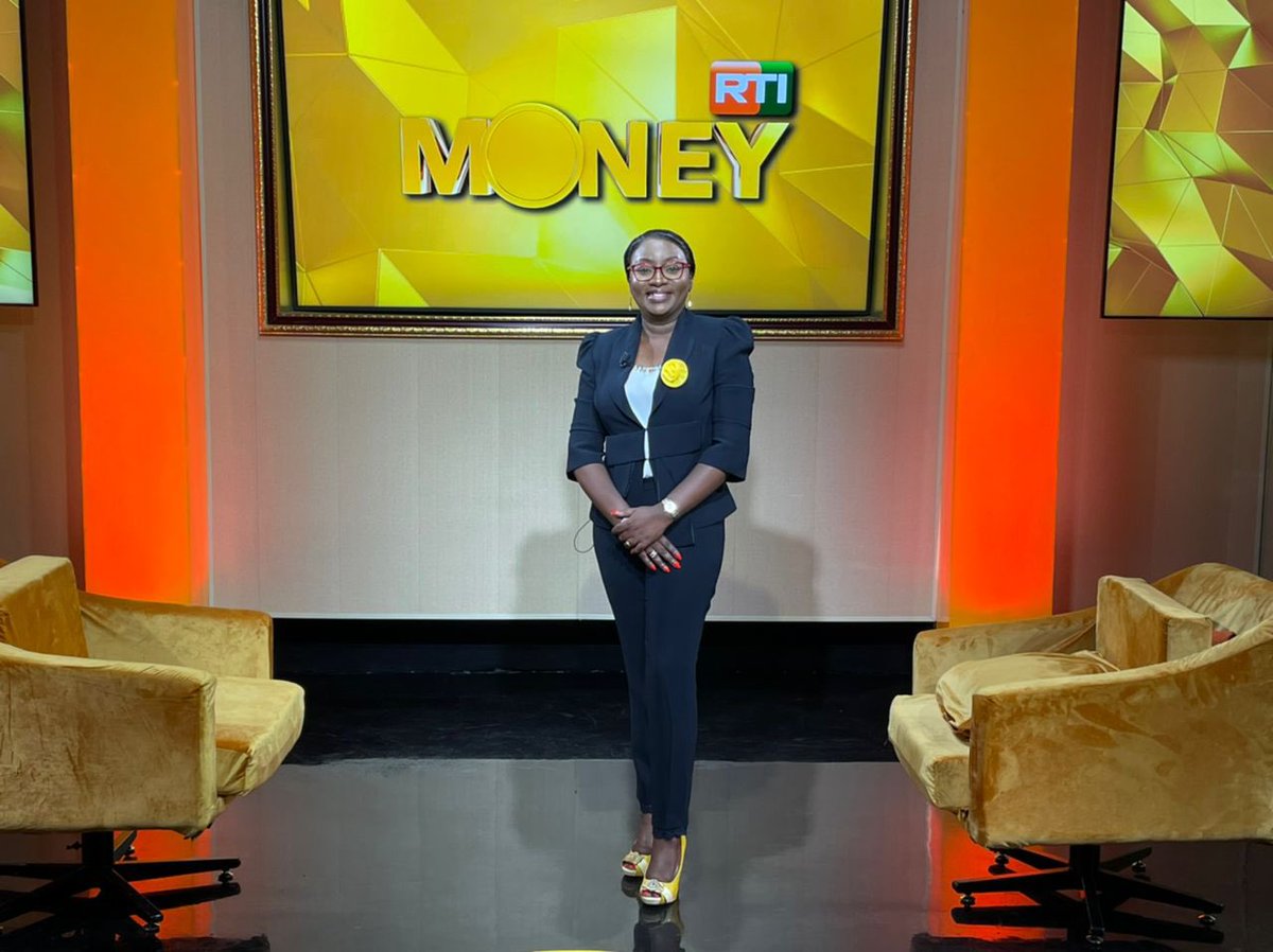 Ravie d’avoir passé un excellent moment d’échanges sur les solutions financières proposées par  MTN Mobile Money. 
Merci pour l’accueil chère Justine <a href="/GnepadyJ/">Justine Tayou</a> ainsi qu’à toute l’équipe de RTI Money. 

À ce soir 21h15 sur <a href="/RTIOfficiel/">RTI Officiel</a>!
