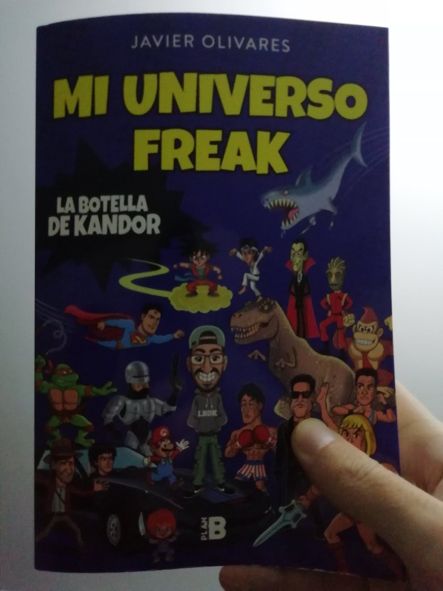 javi_vr's tweet photo. Paso a paso. Golpe a golpe. Asalto a asalto, "Mi Universo Freak" de @jolivarestolosa terminado. Encantado de haber viajado al pasado. https://t.co/LPdKVMz1R3