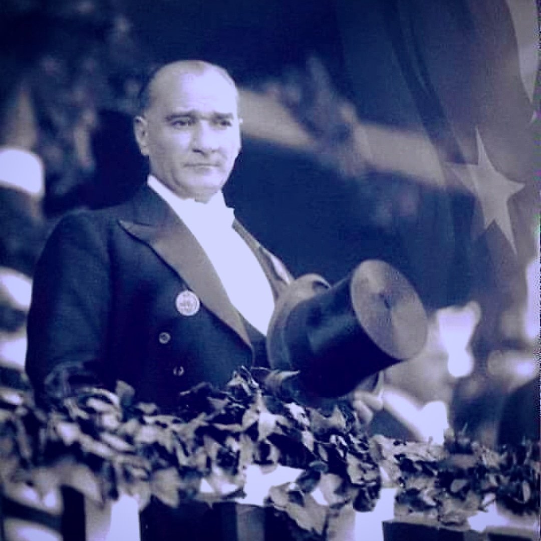 TakaTukaTur's tweet photo. “Atatürk kimdir" UNESCO

#10Kasım #Atam #SaygıylaAnıyoruz #ÖzlemleAnıyoruz #SeniÇokSeviyoruz #OlmasaydınOlmazdık #Gazi #MustafaKemal #ATATÜRK #takatukatur #teknegezitur #istanbul #senoritayachting https://t.co/hKStL9OTse https://t.co/jAj9KY2d5B