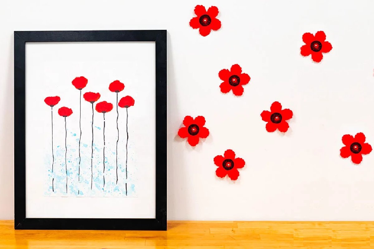 RedRocketsWings's tweet photo. Remembering those that stood for our freedom. https://t.co/a8fMwvGq1w