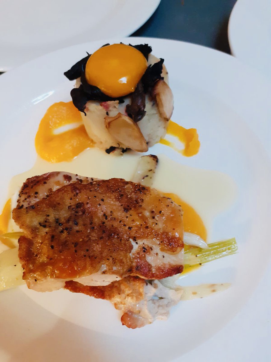 Sam White tweet media