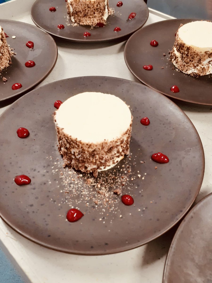 Sam White tweet media