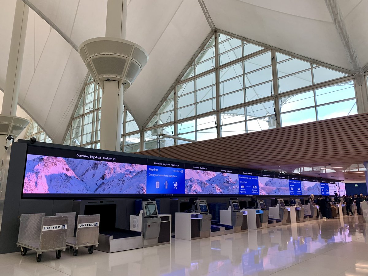 Worth the wait! Ribbon cutting in our fabulous new Denver lobby. Going the extra mile with Miles in the mile high city. Proud of this United team!#beingunited @ItstheKenster @SarahHCassidy @GrewalMandee @Tobyatunited @jonathangooda @MattatUnited