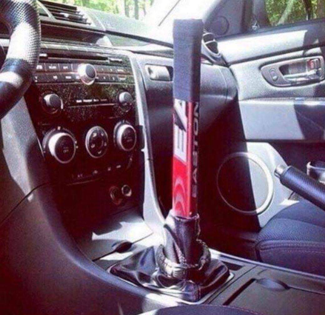 That's one use for a broken stick 😂😂 You know you love hockey when!