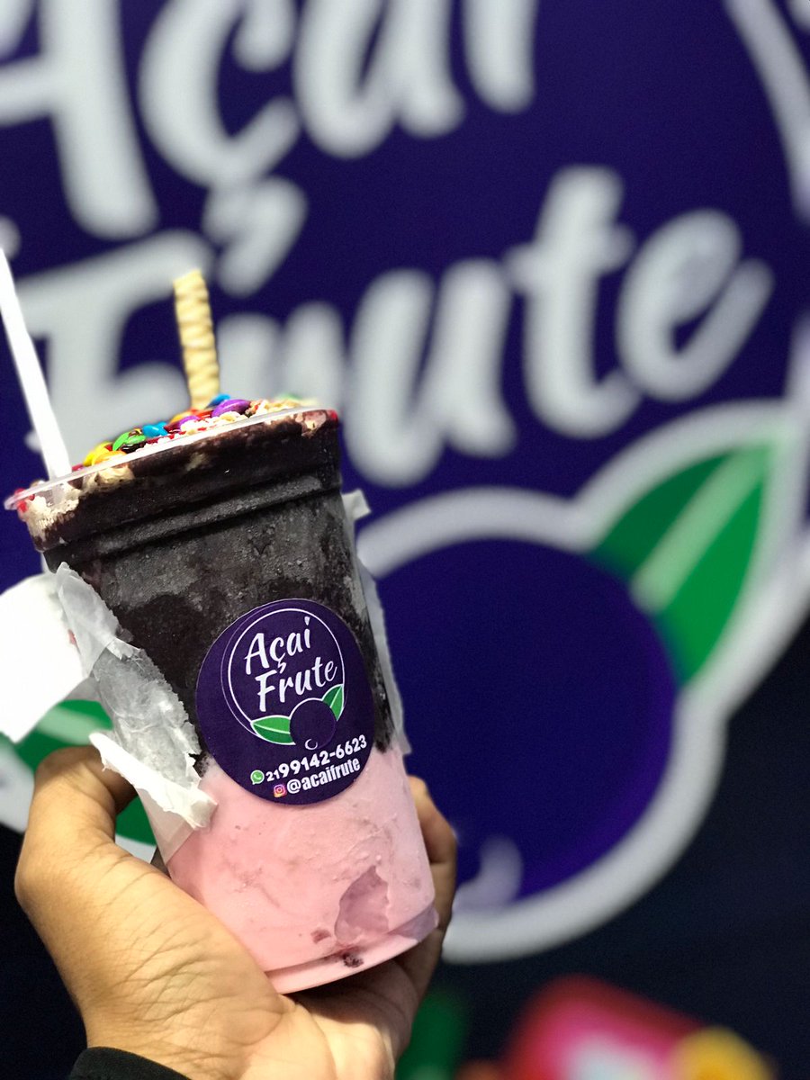 Açaí com sorvete de morango 🍓,não passe vontade chama agente no Delivery que levamos até você !! 🥰CTT do Delivery (21)99142-6623 (Rt)🙏🏽🍇🍌🥝🍓