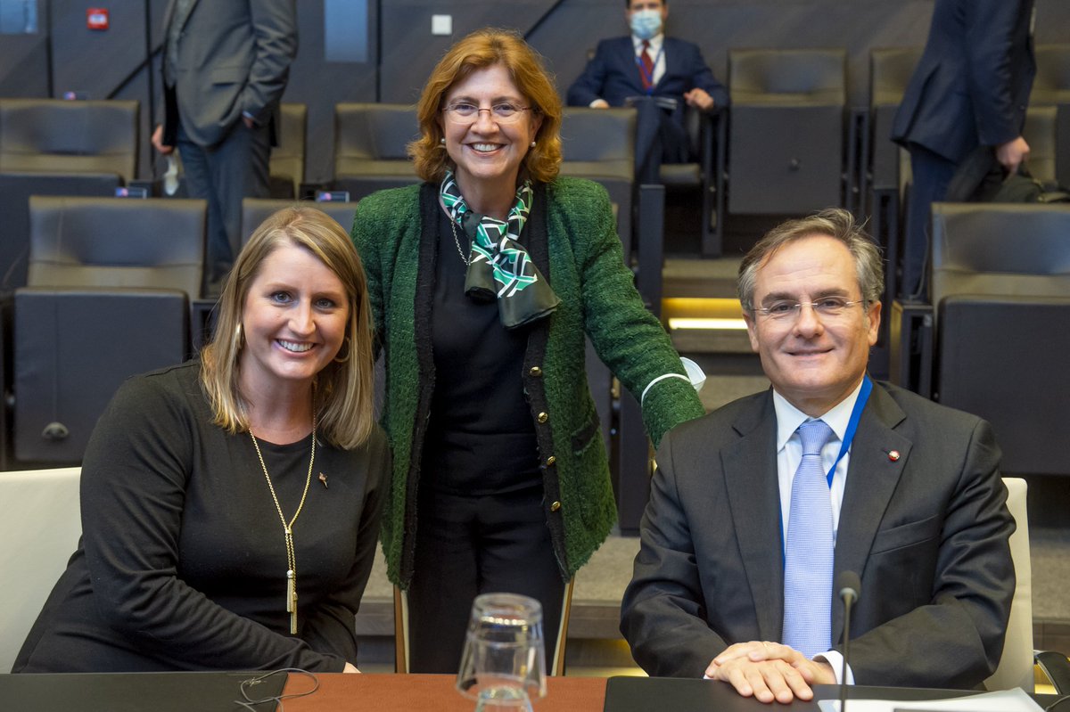 NdSNATO's tweet photo. Speaking @NATO Communicators Conference in Brussels with US Assistant Secretary Of State for Global Public Affairs Liz Allen @GPA_AS, DG External Communications of Belgian Prime Minister @arlinbagdat &amp; Carmen Perez Director Int.l Information Dept. Presidency Government of Spain https://t.co/CWCdcOqWH4