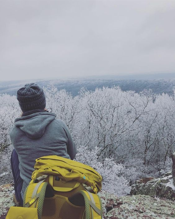 FloatMissouri's tweet photo. Such a nice area to go for a hike.😃 https://t.co/40Qd2POveu