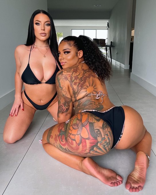 My babe @angelawhite https://t.co/hA9tKxtWd0<a class="tags" href="/tag/angelawhite">@angelawhite</a>