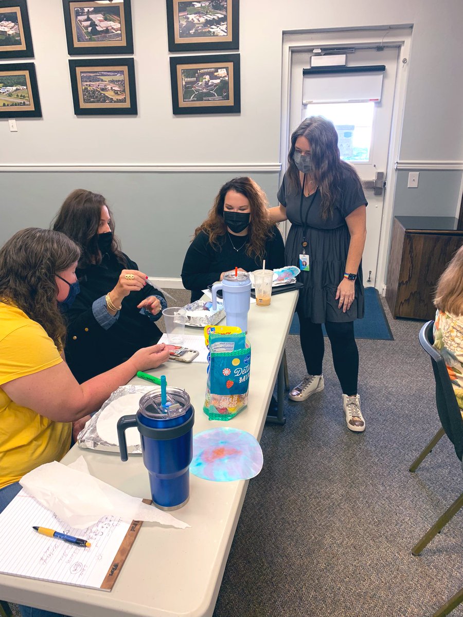TeacherAllison's tweet photo. We had the best time exploring #handsonsteam with @BGISD’s fantastic early childhood team. Watching them get excited about these activities and hearing them make plans for how to match each one to their students’ needs filled our hearts today! #ittybittypurples @prufrockpress https://t.co/h6jItp6JEU