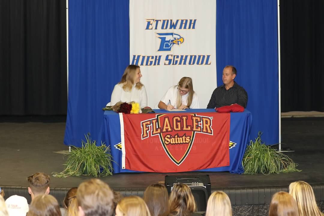 Kiersten James tweet media