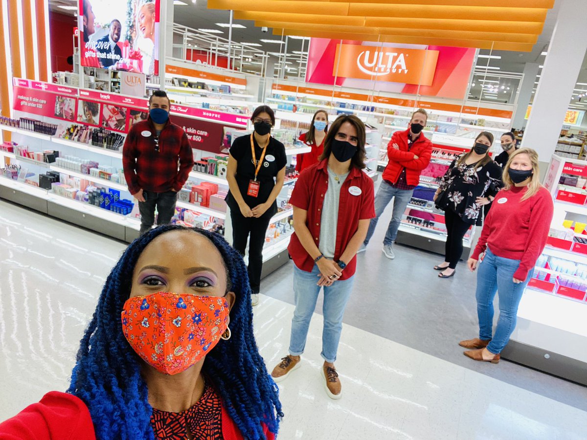 Shout out to Tiffany Fehrenbach Carly Malpede and their teams #T1193 &amp; #T1854 for hosting our Ulta Beauty and representing 
#G499 today. Loved seeing the high level of execution, attention to details and how incredibly engaged these teams are. #WeAreTarget