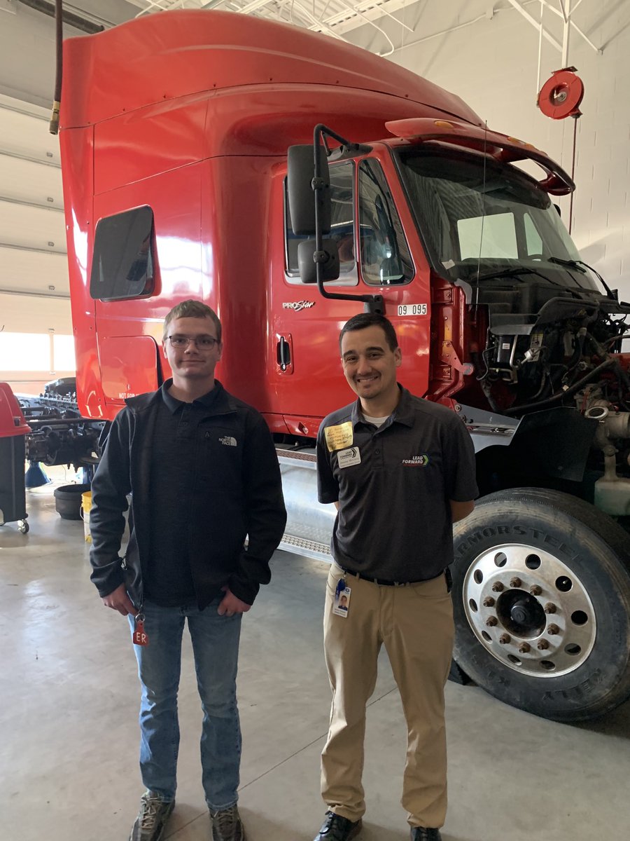 Amy Irwin tweet media