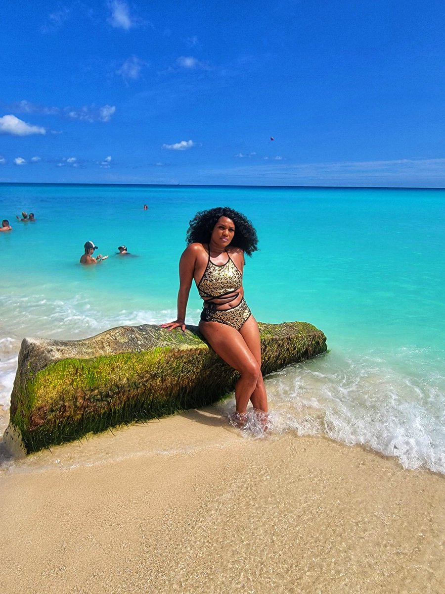 TravelStylz's tweet photo. Pressure 🔥🔥🔥
#blacktravel #essencetravel #melaninpoppin #BlackGirlMagic #blackgirls #Cancun #mexico #beach #melanintravel #blacktravelfeed https://t.co/Eap9BMcBJj
