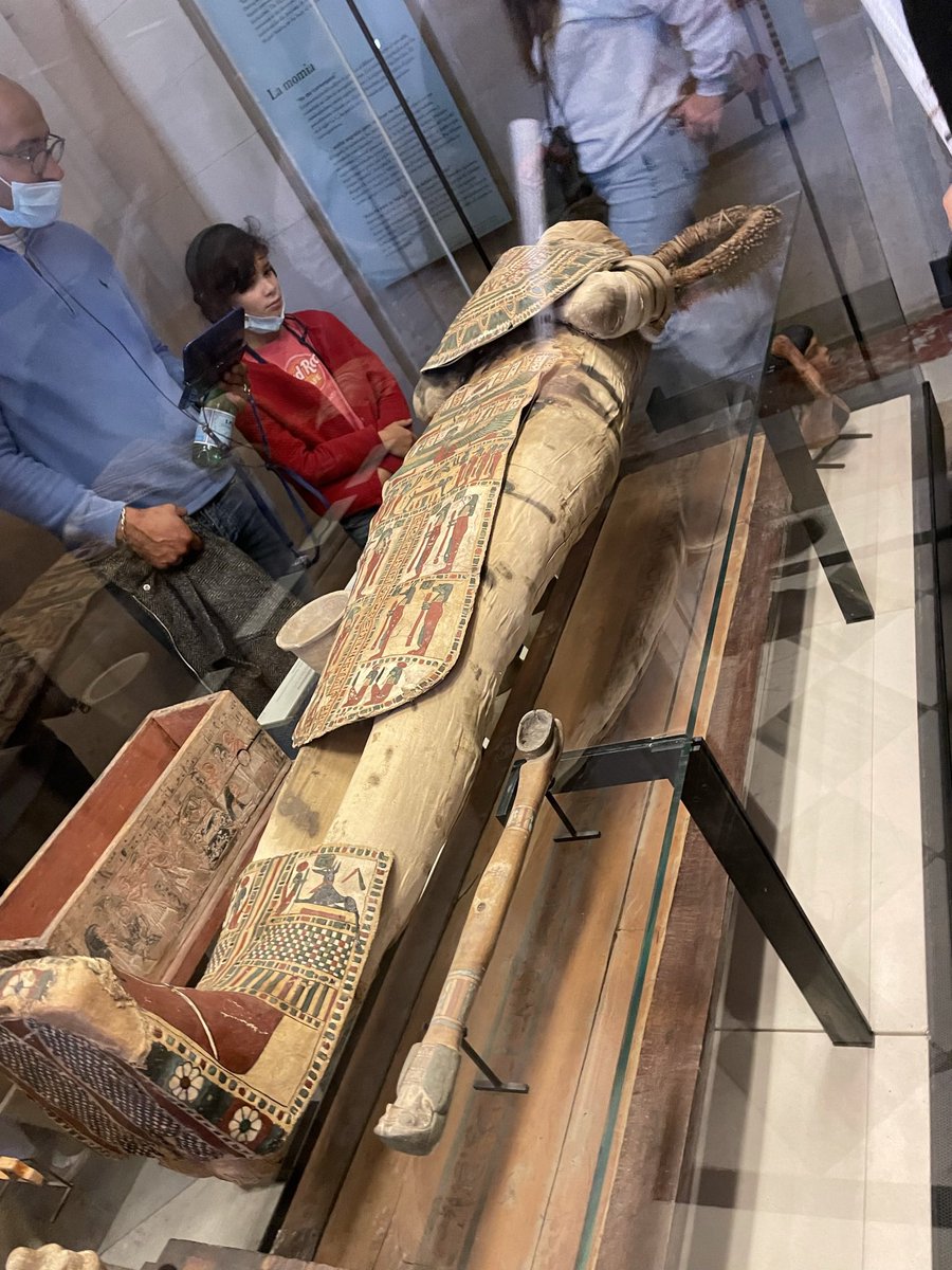 bri__holder's tweet photo. Some of my fav museum pieces https://t.co/i8lDLD1mY2