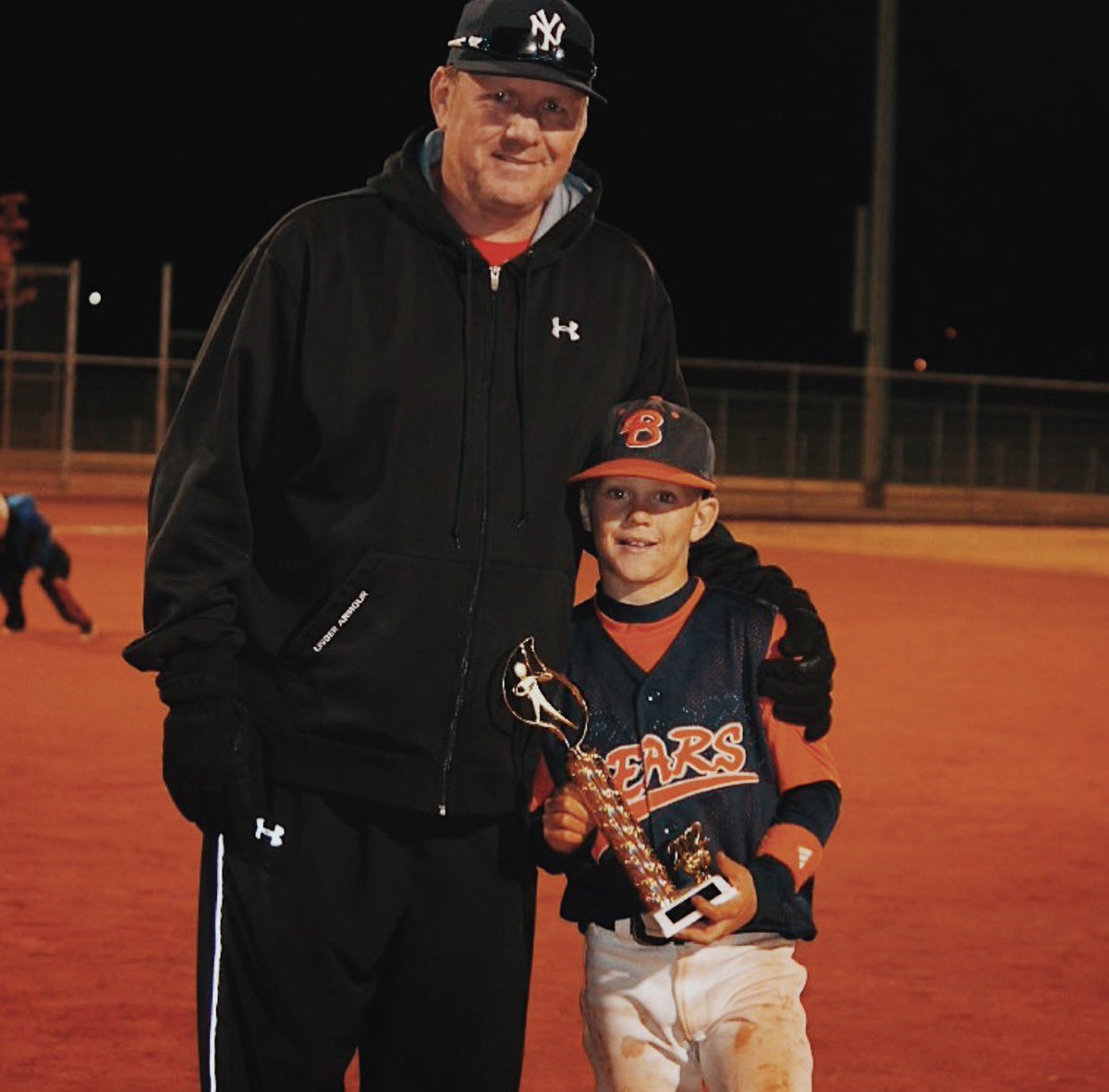 Danethorpebase1's tweet photo. Forever grateful to have great teammates, coaches, mentors, and parents that have helped me get to this moment. And super thankful for the many blessings god has given me.💙 @utahscout1219 @SLCCCoachG @matt_hill_35 @gavinfrei https://t.co/ubdHm5VdIx