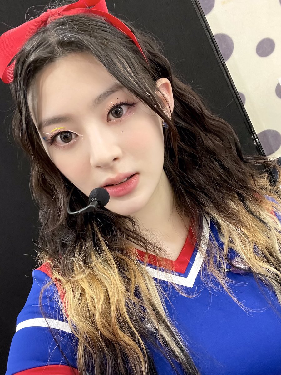 – DSS !! (@dailyseeunselca) on Twitter photo 