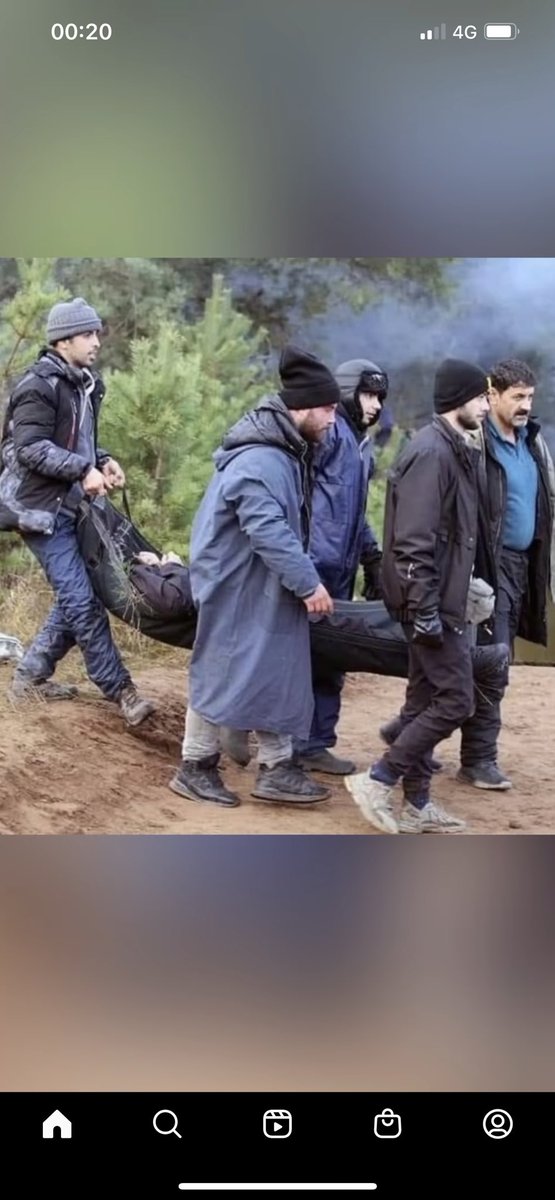 Helpthekurds's tweet photo. Today a man died from getting gas sprayed and shot in the head by belarus boarder soliders today we need humanity and hell from worldwide #HumanRights #BelarusBorder #Belarus #polandborder #polandbelarus https://t.co/O1LvfXyVrQ