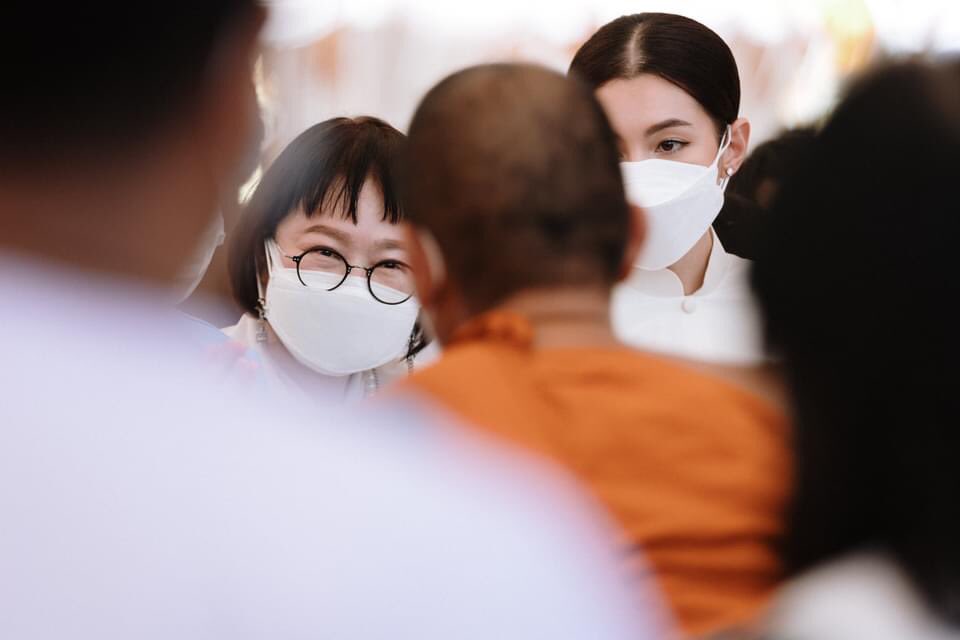 Bella_pantip's tweet photo. " เบลล่า ราณี แคมเปน " 
ร่วมงานพิธีสมโภชน์ ยกปลียอดทองคำพระธาตุเชิงชุม จ.สกลนคร
.
7 พ.ย.64
.
#พระธาตุเชิงชุม
#สกลนคร
#เบลล่า
Cr. fb: Kai Photographer x มหัศจรรย์สกลนคร
#เบลล่าราณี #bellacampen https://t.co/IXKjUeJMtR