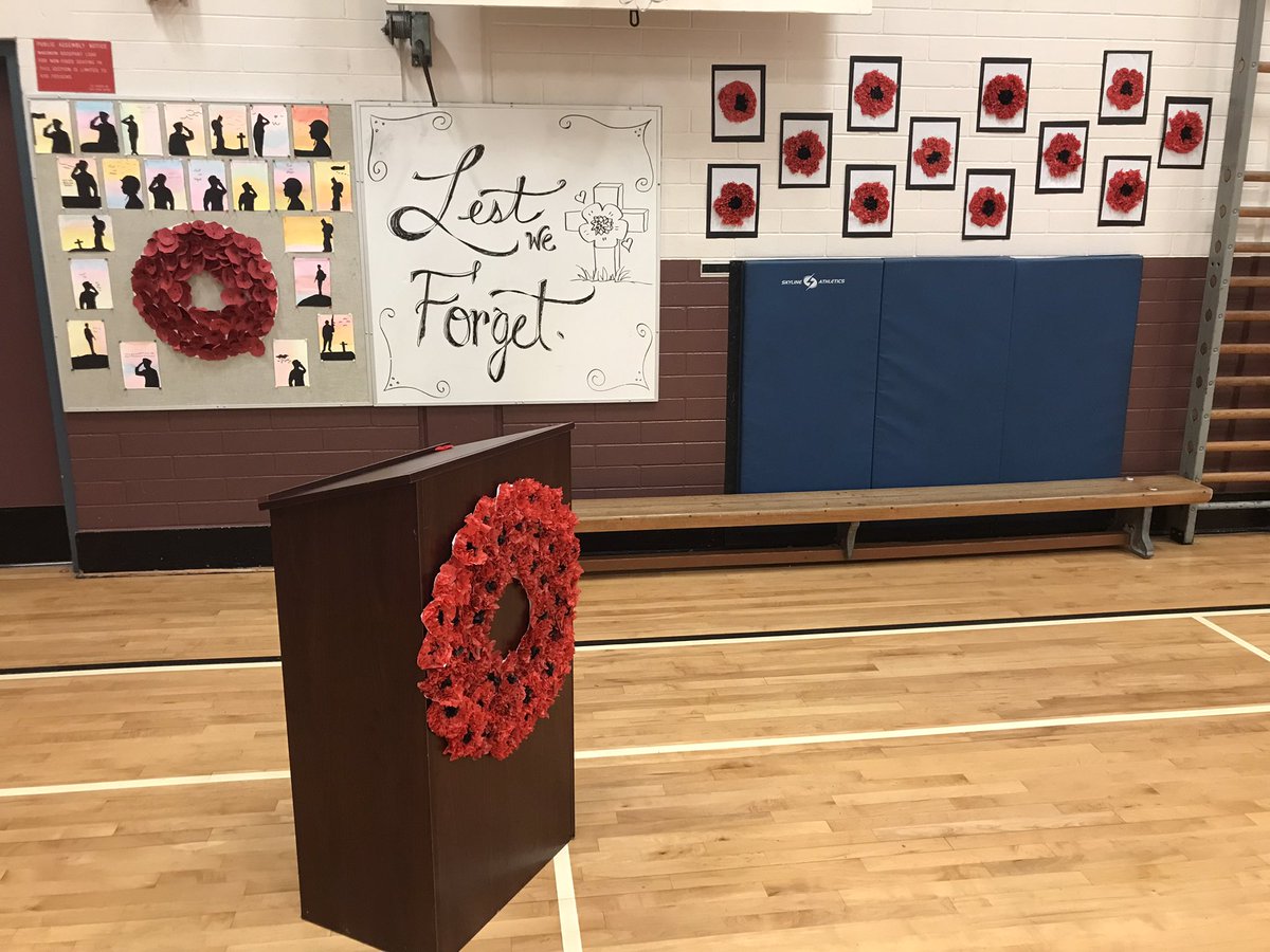 Our two sets of grade 6/7s leading the candlelight ceremonies to end their respective assemblies today. What a powerful experience! @ElementaryCedar #sd36learn #lestweforget2021