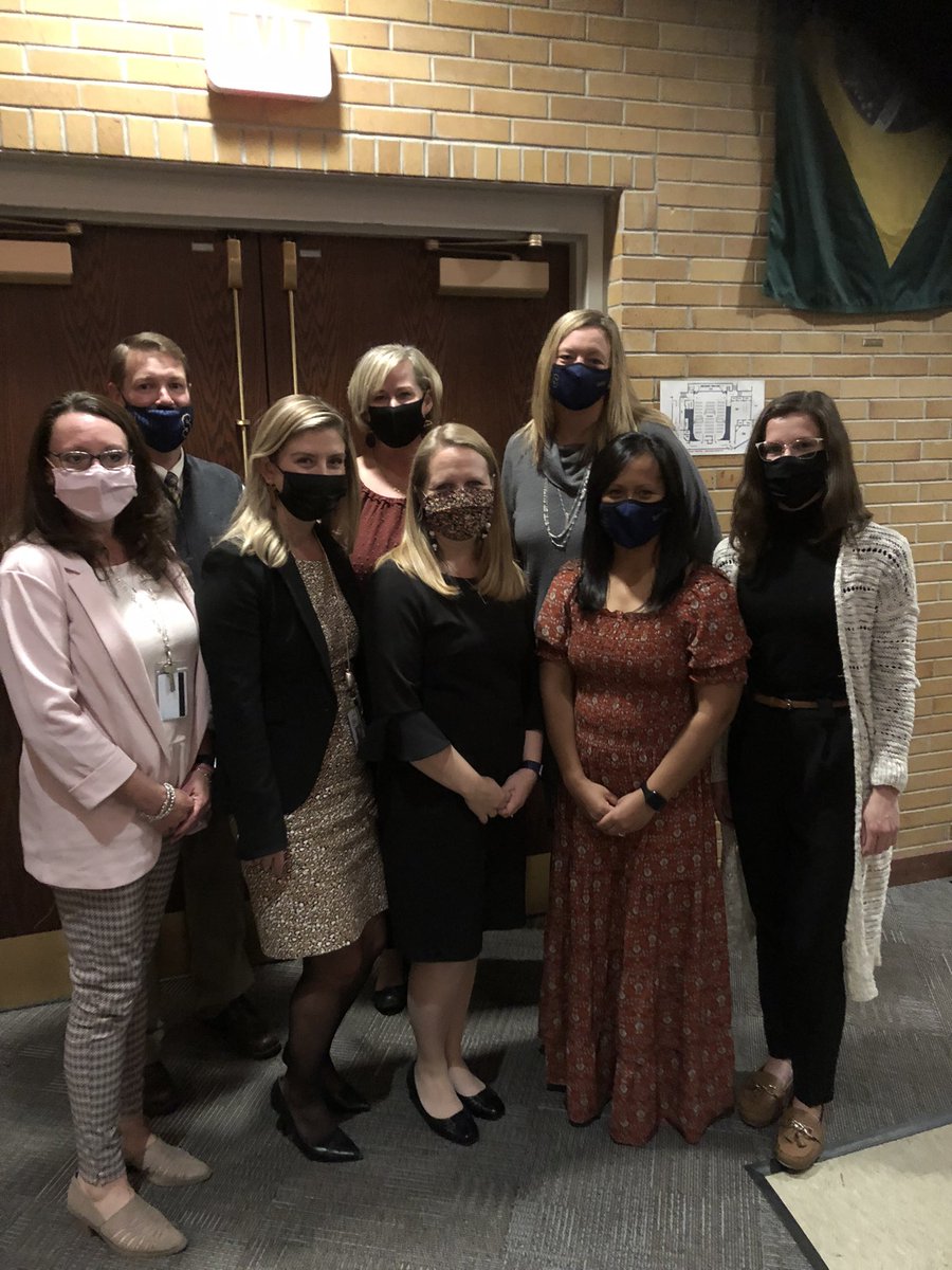 DOConnor880's tweet photo. Congratulations to the Sherman National Honor Society Inductees and a big thanks to our faculty in supporting our students. #GoWildcats https://t.co/F2tQNVtzgy