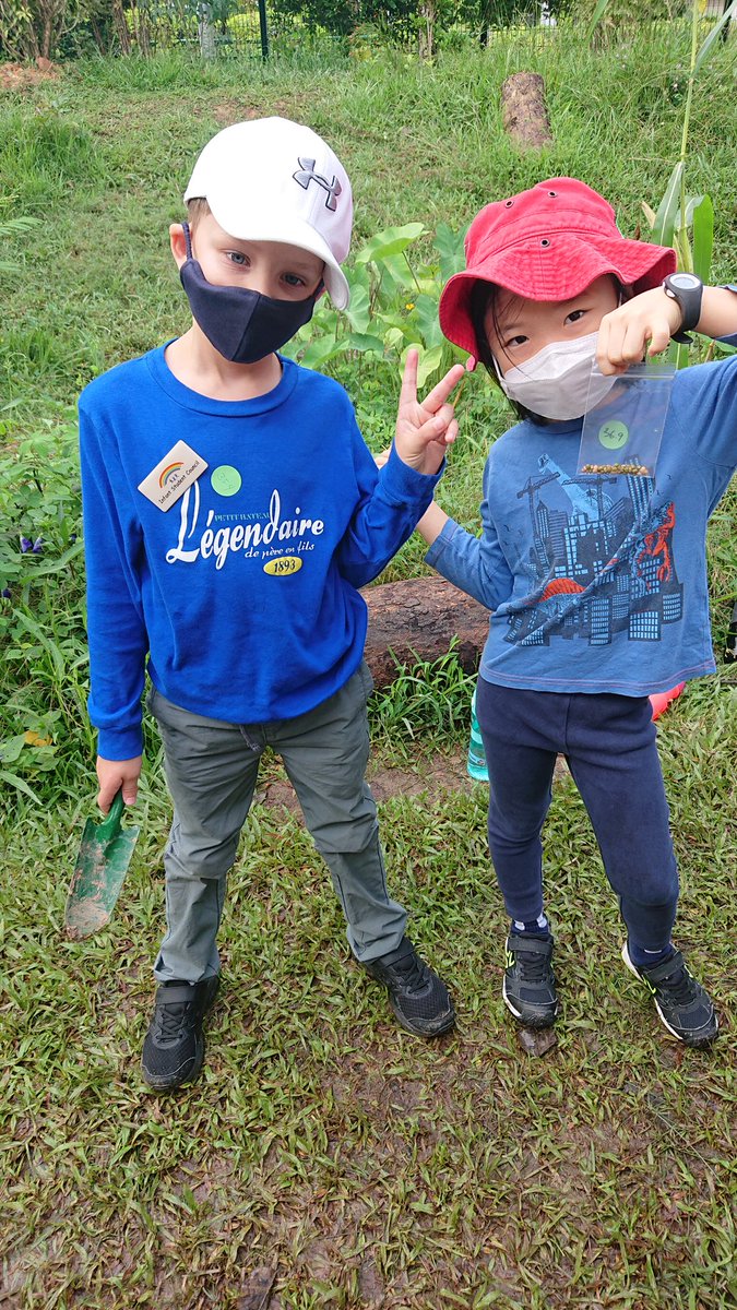 infants_TTS's tweet photo. Year 2 have had an amazing time on their Forest Adventures over the last two weeks! They've been planting, watering and learning how to whittle as they explore our new Forest School site on campus with the Outdoor Ed team. https://t.co/3ltmn4GhSq