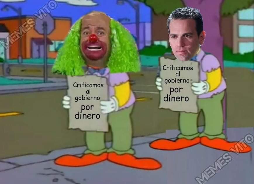RakzoCR's tweet photo. Ese es el “periodismo” en México: 

Brozo: payaso andrajoso y misógino que se dedica a dar noticias a modo. 

Carlos Loret: maniático que hizo un montaje sobre un supuesto secuestro a cambio de la tortura y encarcelamiento. 

@latinus_us una plataforma financiada por el narco. https://t.co/aPS5k0xzIE