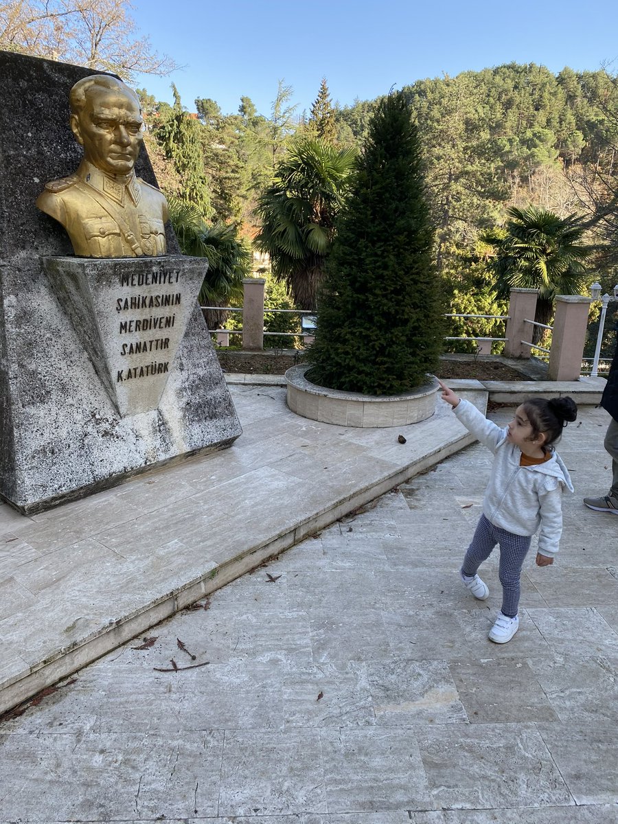 #ÇocuğunuKemalizmdenKoru hassiktirin oradan