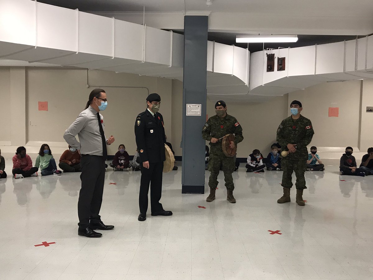 IsaacBrockWSD's tweet photo. Thank you @DrRobbieO (Robert Falcon Oullette) for sharing your knowledge and performing a Rememrance Day drumming ceremony for a few lucky classrooms @IsaacBrockWSD today. You were amazing. #winnipegsd #RemembranceDay2021 #lestweforget2021 #IndigenousVeteransDay https://t.co/fzLzAHRrYl