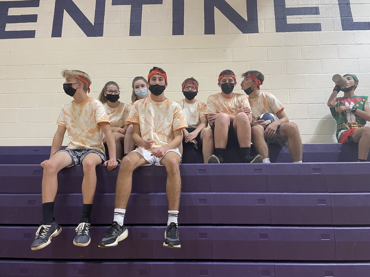 CoachMcCoy05's tweet photo. Thanks to all participants in the fall volleyball tournament!! Congratulations to the winning team of sophomores ! https://t.co/BGN4TPfrgA