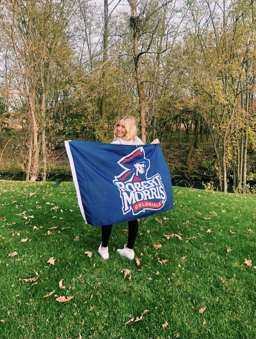 sydneekoosh's tweet photo. It’s official! I’m a Colonial! Incredibly grateful for my family, coaches, and my past and current teammates. So blessed for all their love and support. Here’s to the next 4! @RMUSoftball ❤️💙
#RMUSB #NSD21 https://t.co/g9YZo8t9bu