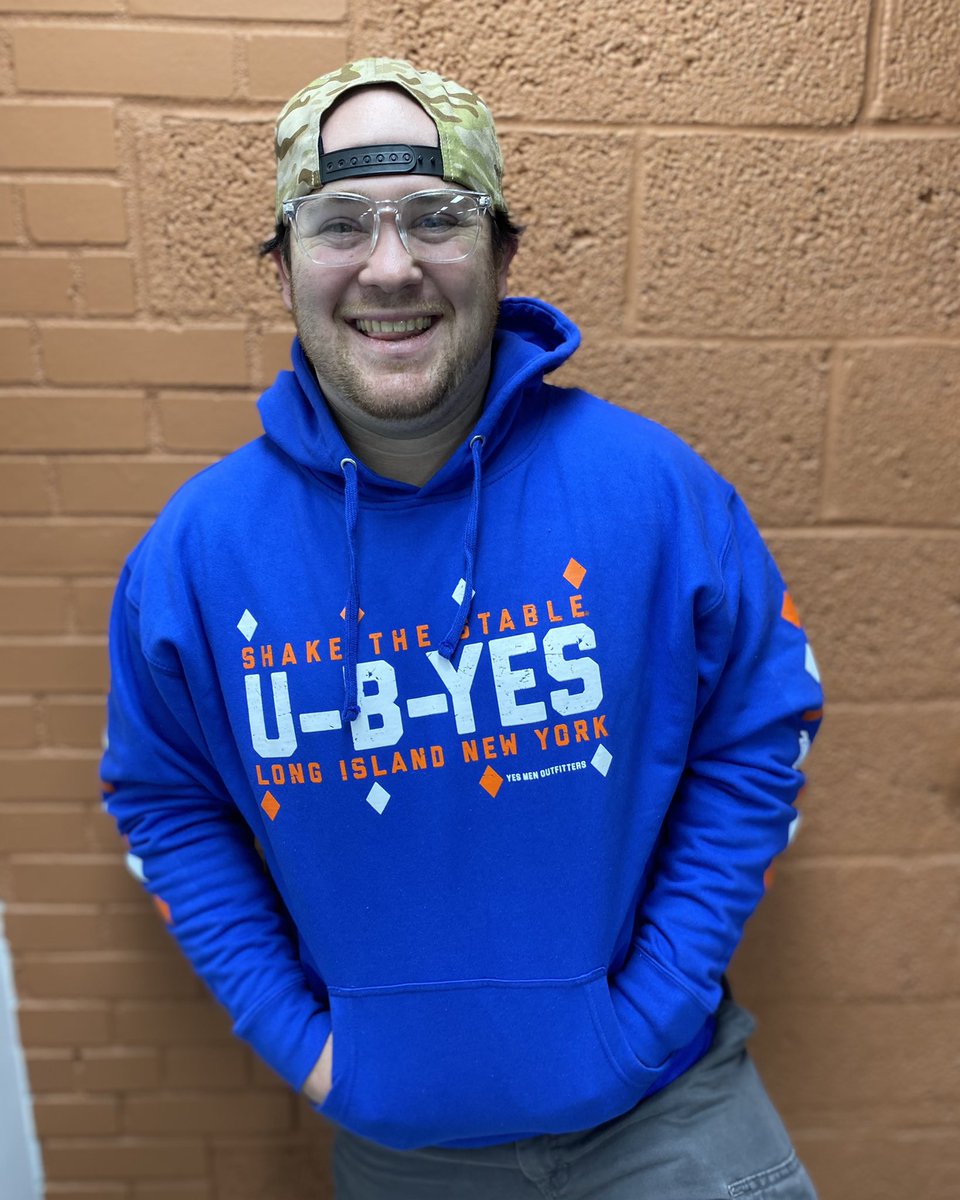 YesMenOutfitter's tweet photo. HOODIES
certified Stable Shakers™️
Available tomorrow 11/11 at 11
#shakethestable https://t.co/KVZEoTRusz