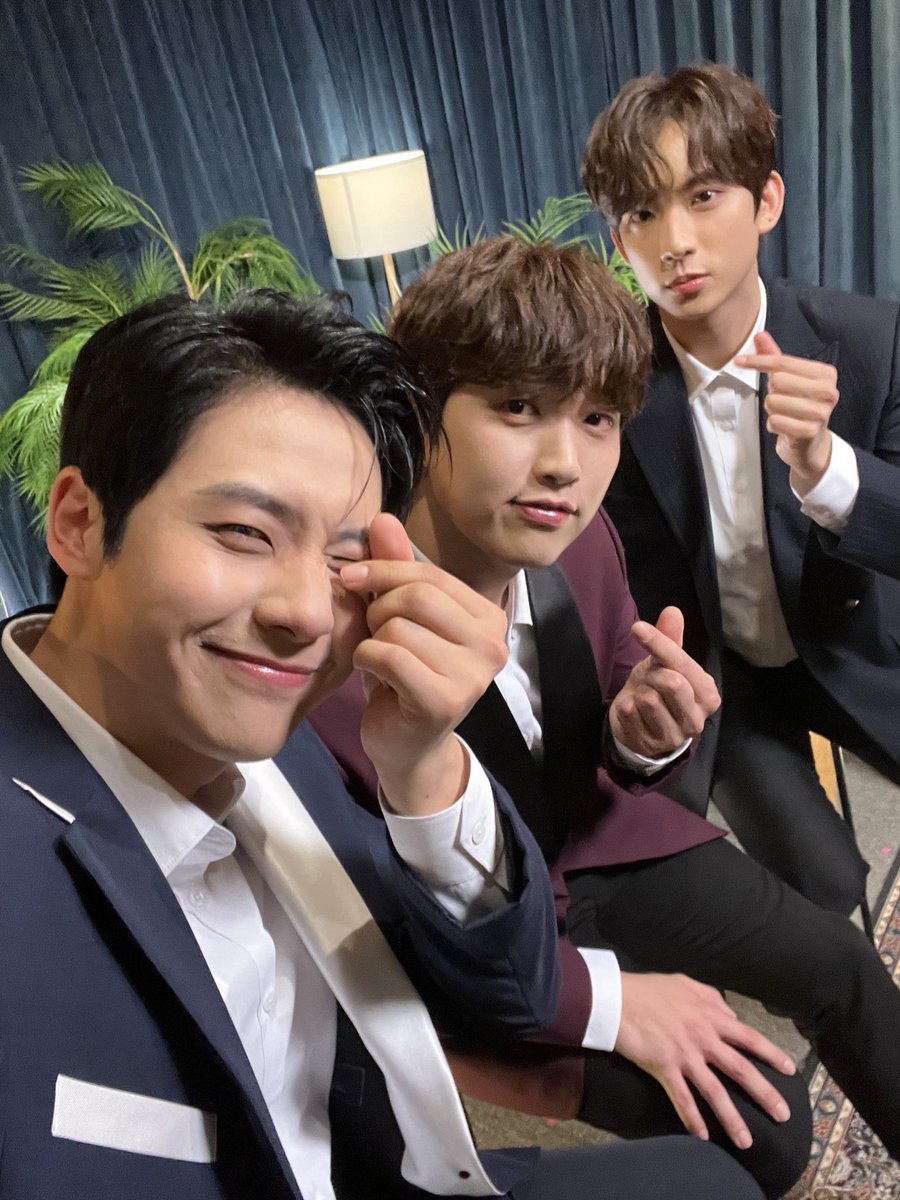 Nyearsd_0320's tweet photo. 211110 #B1A4  B1A4 ONLINE FANMEETING <LIVE LOUNGE 'B1A4'>

@SANDEUL920320 

#B1A4 #산들 #삼돌 #SANDEUL #サンドゥル https://t.co/pq1xXsGVxQ